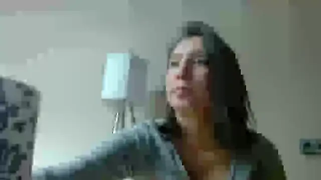 Snapshot of Sophi_Cute chatting on February 2025 03:39:01 PM Sophi Cute online show from February 2025 03:39:01 PM