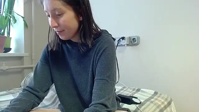 Snapshot of Sophi_Cute chatting on February 2025 11:21:02 AM Sophi Cute online show from February 2025 11:21:02 AM