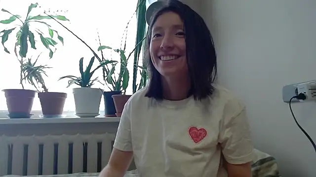 Snapshot of Sophi_Cute chatting on February 2025 10:07:01 AM Sophi Cute online show from February 2025 10:07:01 AM