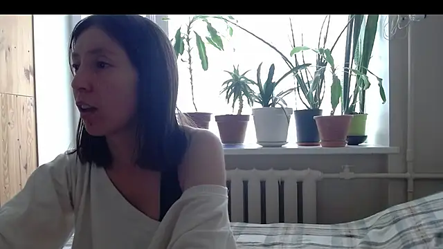 Snapshot of Sophi_Cute chatting on February 2025 01:30:01 PM Sophi Cute online show from February 2025 01:30:01 PM