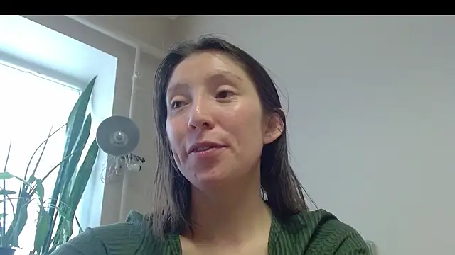 Snapshot of Sophi_Cute chatting on March 2025 01:49:01 PM Sophi Cute online show from March 2025 01:49:01 PM