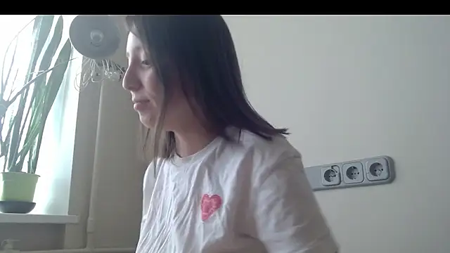 Snapshot of Sophi_Cute chatting on March 2025 12:36:02 PM Sophi Cute online show from March 2025 12:36:02 PM