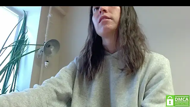 Snapshot of Sophi_Cute chatting on October 2025 02:52:02 PM Sophi Cute online show from October 2025 02:52:02 PM