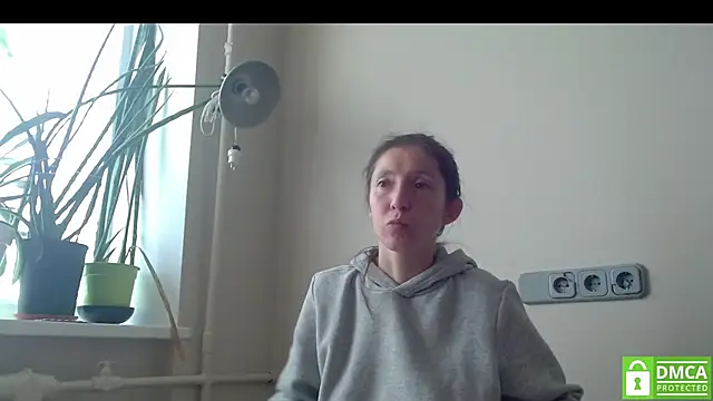 Snapshot of Sophi_Cute chatting on November 2025 08:14:02 AM Sophi Cute online show from November 2025 08:14:02 AM