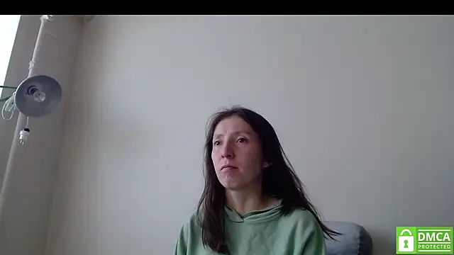 Snapshot of Sophi_Cute chatting on November 2025 08:47:01 AM Sophi Cute online show from November 2025 08:47:01 AM