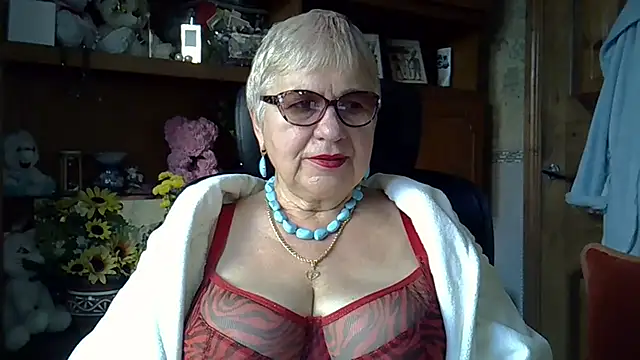 Snapshot of SweetCherry27 chatting on October 2025 05:41:02 AM SweetCherry27 online show from October 2025 05:41:02 AM