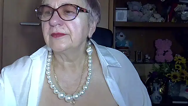 Snapshot of SweetCherry27 chatting on November 2025 05:32:02 AM SweetCherry27 online show from November 2025 05:32:02 AM