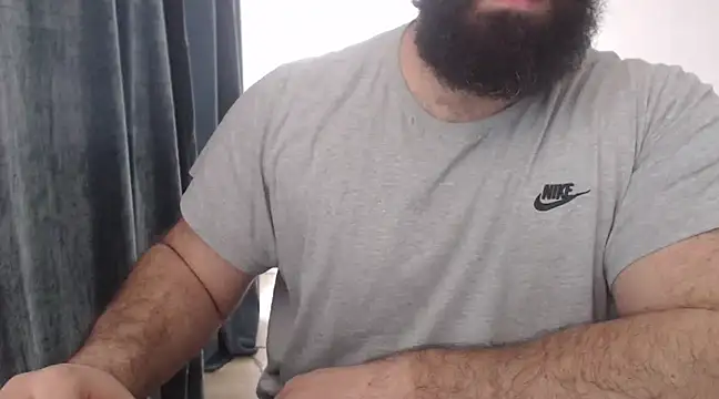 hugemachohandsome online show from February 2025 09:42:01 AM