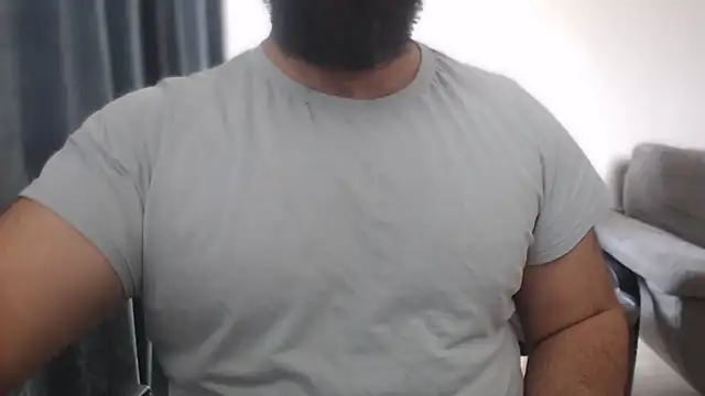 hugemachohandsome online show from September 2025 10:42:02 AM