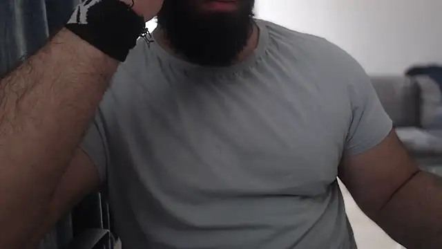 hugemachohandsome online show from October 2025 08:23:02 AM