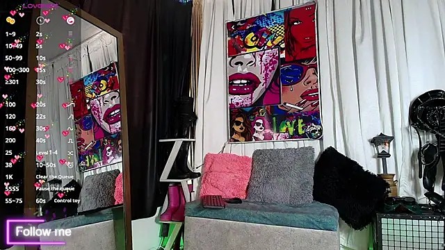 LatexDevil Blondie online show from February 2025 05:58:02 PM