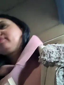 KikiXRed online show from December 2025 12:47:02 PM