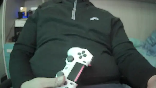 michele1500 online show from December 2025 05:20:01 PM