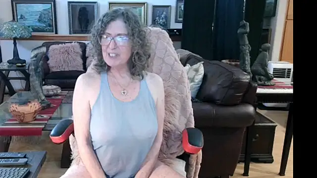 Snapshot of littlepistol01 chatting on July 2026 03:49:02 PM littlepistol01 online show from July 2026 03:49:02 PM