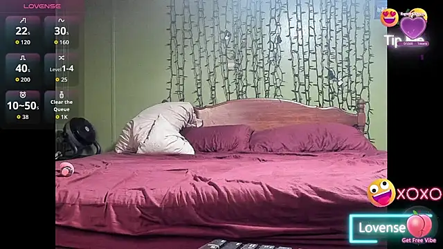 Sexxybitch28 online show from April 2026 09:50:01 PM