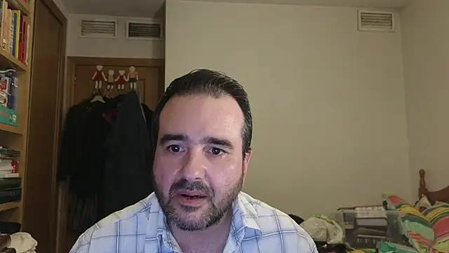 curiosillo83 online show from May 2026 02:59:01 PM
