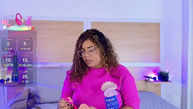 Snapshot of _nickypurple_ chatting on September 2025 11:32:01 AM nickypurple online show from September 2025 11:32:01 AM