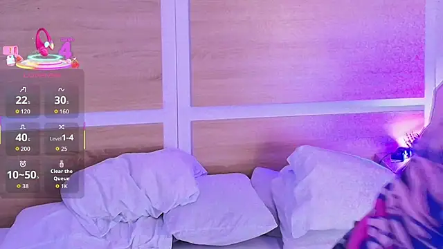 Snapshot of _nickypurple_ chatting on December 2025 07:18:01 PM nickypurple online show from December 2025 07:18:01 PM