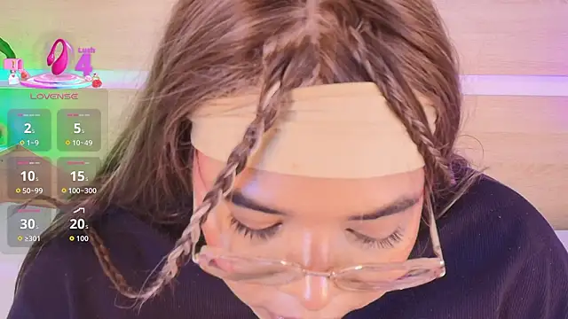 Snapshot of _nickypurple_ chatting on February 2026 02:53:01 AM nickypurple online show from February 2026 02:53:01 AM