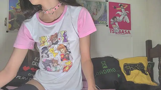 Snapshot of ArtemisChan chatting on June 2026 02:53:01 AM ArtemisChan online show from June 2026 02:53:01 AM