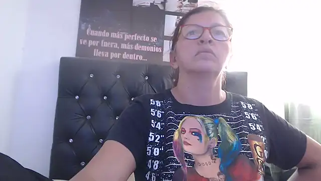 jellyfishhot online show from March 2025 03:42:02 PM