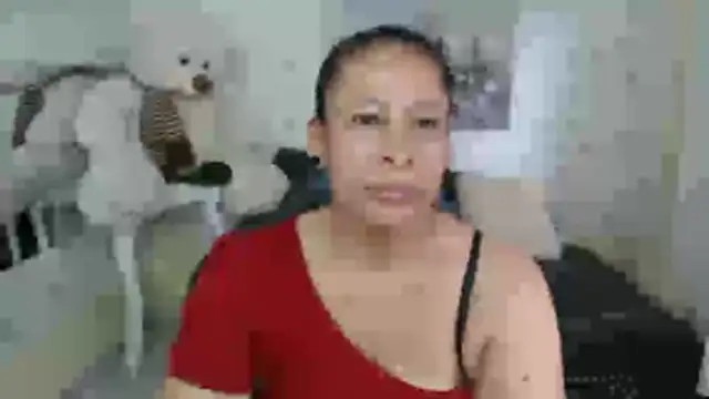 Snapshot of mature_martina chatting on May 2026 08:14:02 PM mature martina online show from May 2026 08:14:02 PM