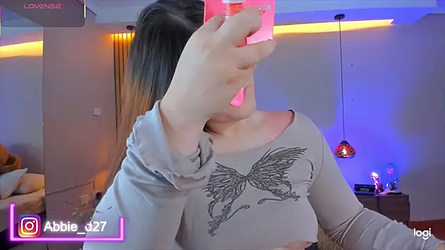 AbbieEdmond online show from September 2025 04:24:01 AM