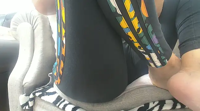 Snapshot of Web_Lady chatting on February 2025 03:09:02 PM Web Lady online show from February 2025 03:09:02 PM