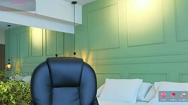 kataliina   online show from September 2025 11:42:01 AM