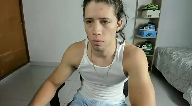 imtonny19 online show from January 2025 01:04:02 AM