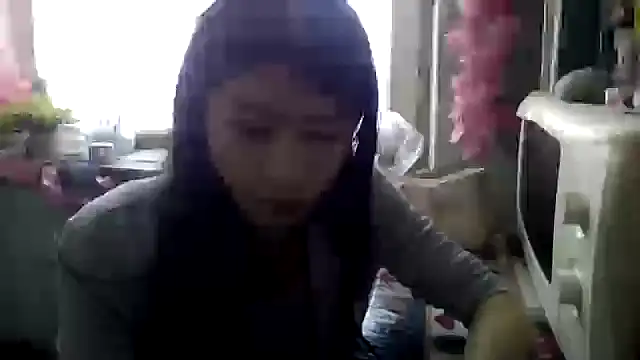 CarlyJoy online show from October 2025 08:04:01 AM