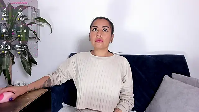 im amber online show from September 2025 01:11:02 PM