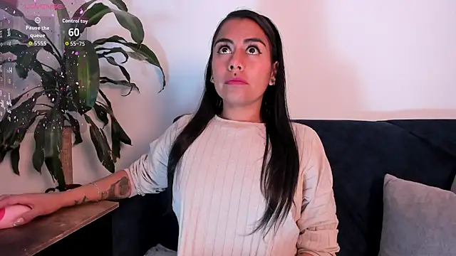 im amber online show from November 2025 01:33:02 PM