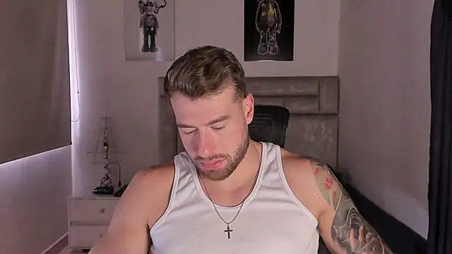 paul rogerr online show from October 2025 08:37:02 PM