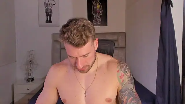 paul rogerr online show from November 2025 10:25:01 PM