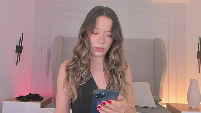 Snapshot of chloe_d chatting on November 2025 01:01:01 PM chloe d online show from November 2025 01:01:01 PM