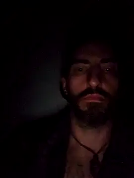 Snapshot of Bi_curious86 chatting on October 2025 04:53:01 AM Bi curious86 online show from October 2025 04:53:01 AM