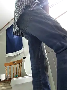 Snapshot of Bi_curious86 chatting on February 2026 08:12:02 PM Bi curious86 online show from February 2026 08:12:02 PM