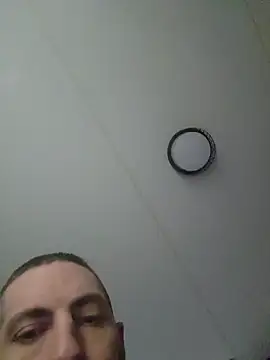 Snapshot of Bi_curious86 chatting on February 2026 03:16:02 PM Bi curious86 online show from February 2026 03:16:02 PM