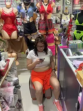 ROSALIALUCY online show from January 2025 08:16:01 PM