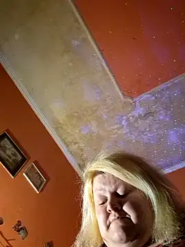 Snapshot of ducicsajsziii chatting on February 2025 10:14:01 PM ducicsajsziii online show from February 2025 10:14:01 PM