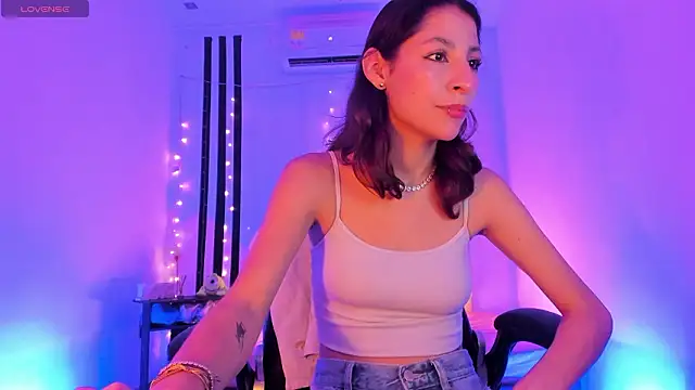 Snapshot of Gorgeous_Team chatting on February 2026 07:35:01 PM Gorgeous Team online show from February 2026 07:35:01 PM