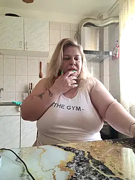 AriannaMilf online show from May 2026 10:10:01 AM