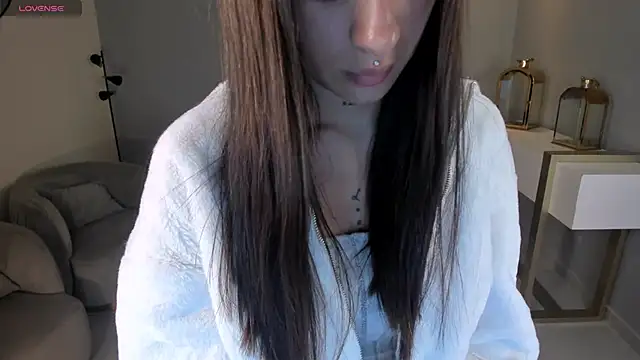 AlessiaCorleone  online show from February 2025 11:37:02 PM