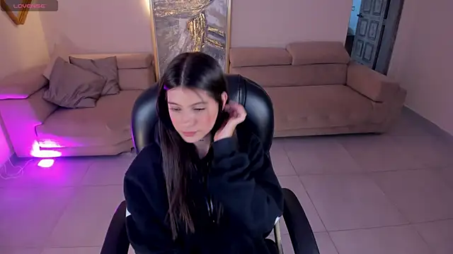 AlessiaCorleone  online show from March 2025 03:53:02 PM