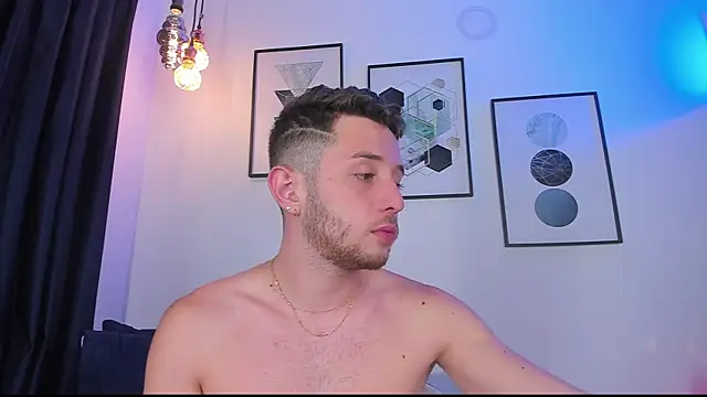 Juan Castano online show from January 2025 09:57:02 PM