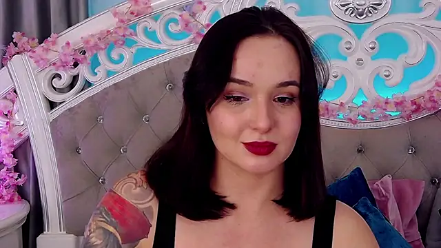 MeIisaLove online show from February 2026 07:24:02 PM