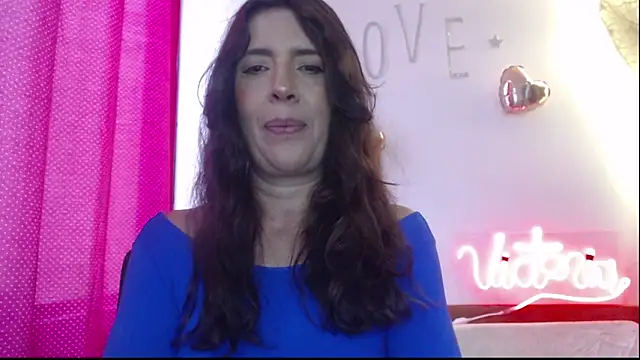 Victoria meester online show from March 2025 02:08:02 PM