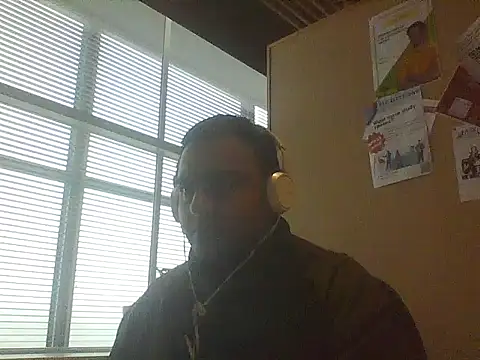 Snapshot of JohnBond009 chatting on January 2025 12:50:01 PM JohnBond009 online show from January 2025 12:50:01 PM
