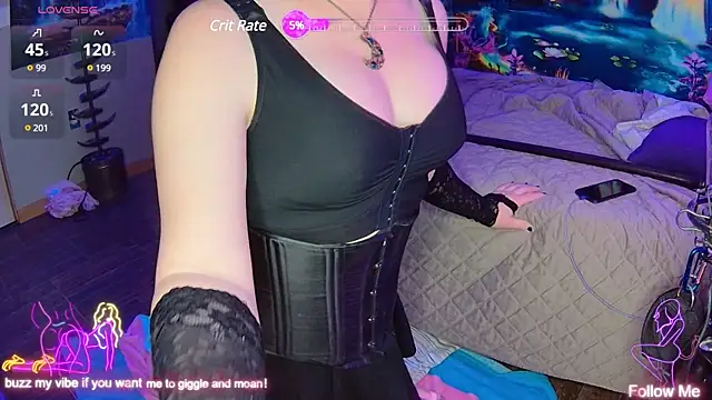 Snapshot of Faye_Wilde chatting on January 2025 06:27:02 AM Faye Wilde online show from January 2025 06:27:02 AM